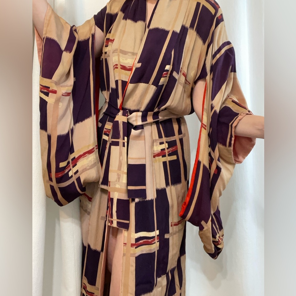 100% Silk Tan, Purple, and Red Pattern Robe with Belt and Bell Sleeves